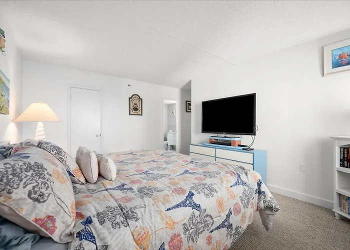 Gorgeous Side Ocean Views From 2 Bedroom Capri With Indoor Pool! * Ocean City