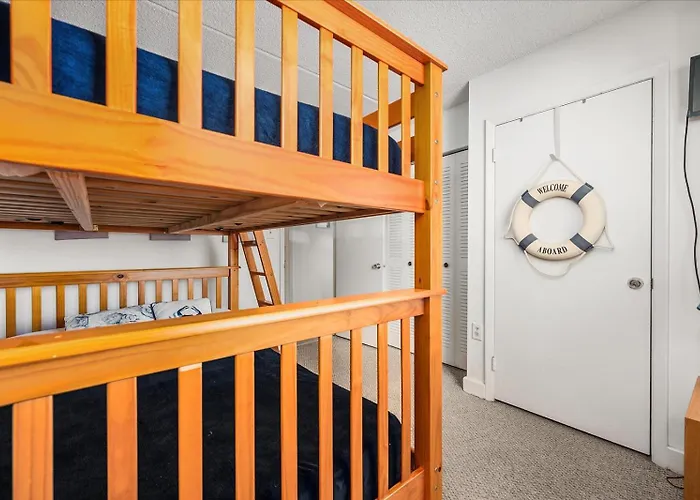 Gorgeous Side Ocean Views From 2 Bedroom Capri With Indoor Pool! * Ocean City