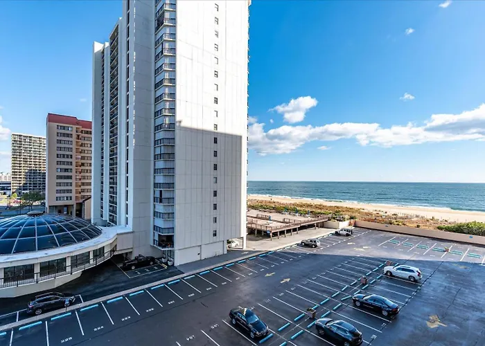 Gorgeous Side Ocean Views From 2 Bedroom Capri With Indoor Pool! Ocean City